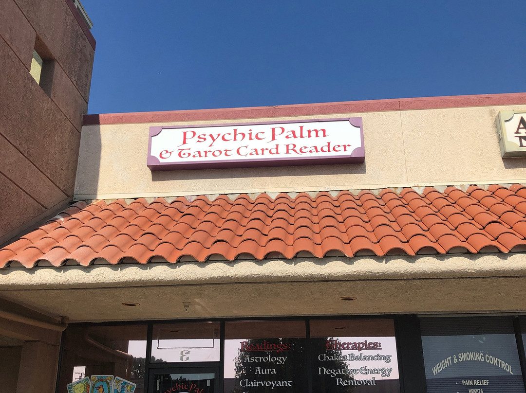 Psychic Tiffani Rose-Highland必去景点