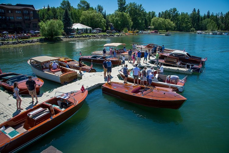 怀特菲什小屋酒店主图