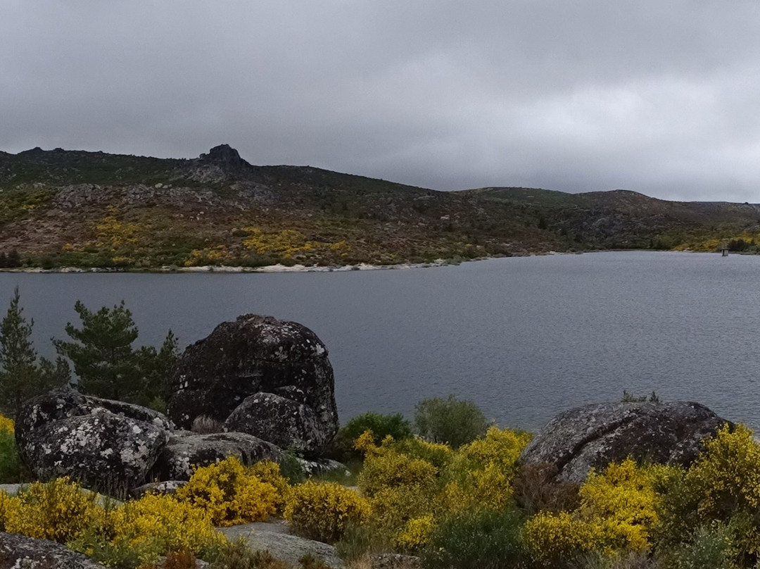 Barragem do Vale do Rossim景点图片