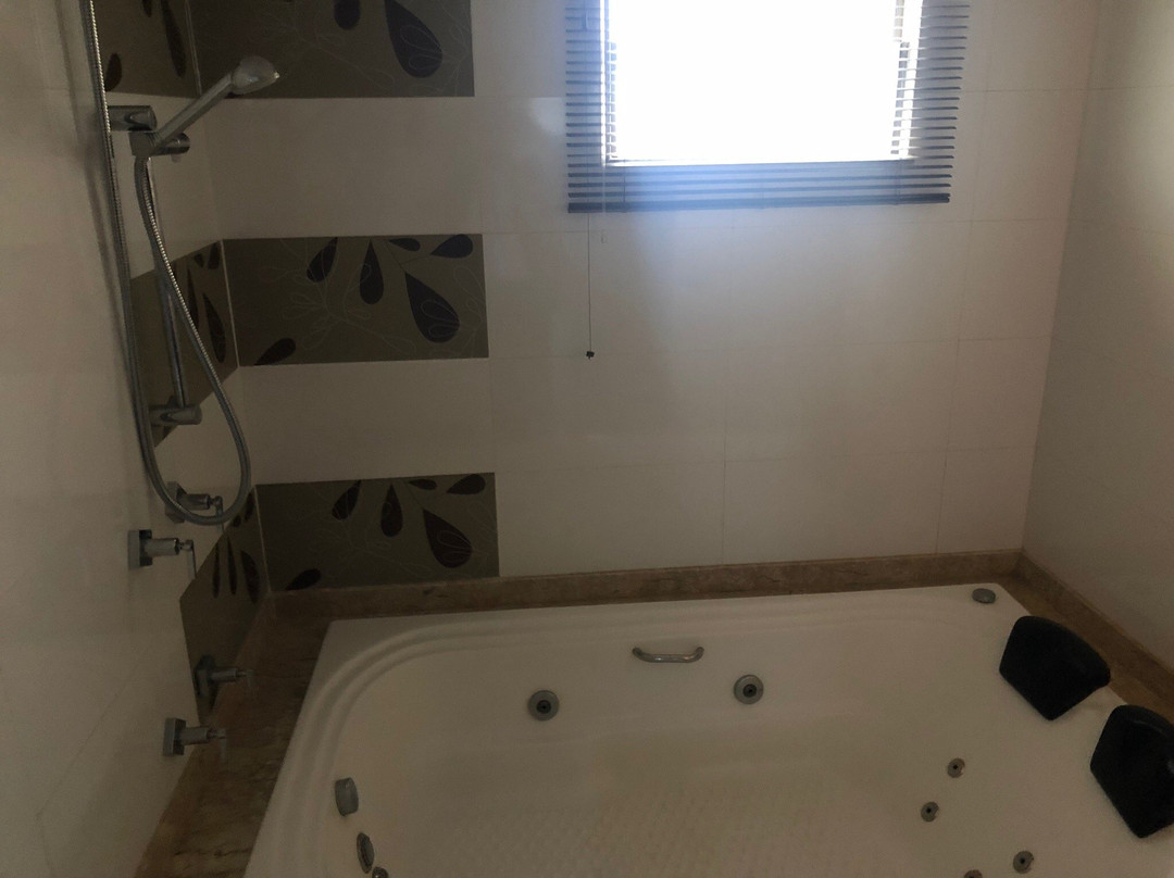 Larison Hoteis主图