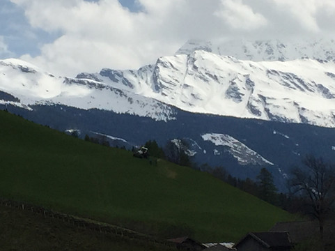 拉肯霍夫旅馆主图