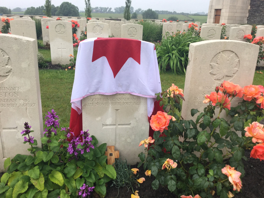 Passchendaele New British Cemetery景点图片