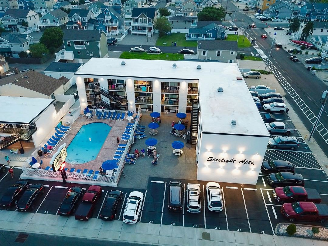 Starlight Motel & Luxury Suites主图