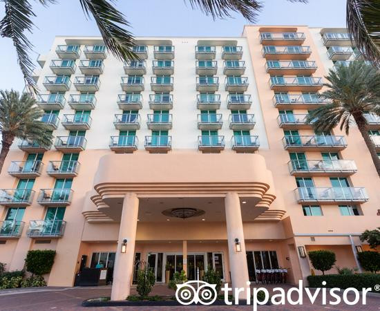 好莱坞海滩万豪酒店主图