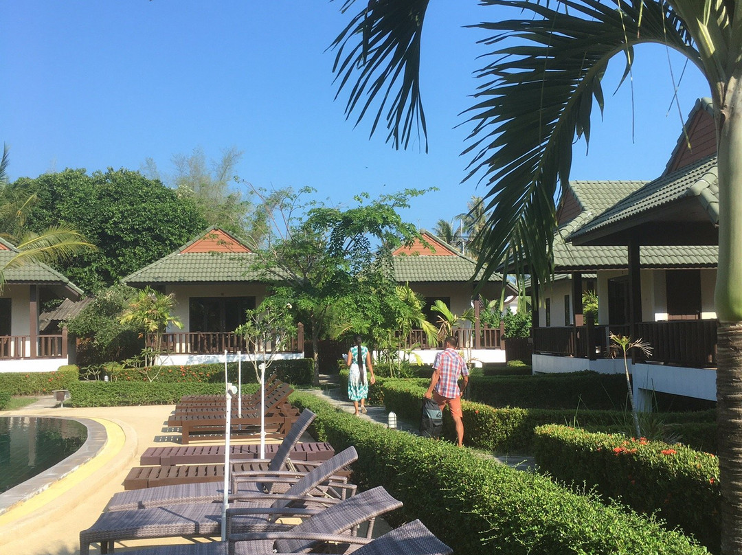 帕查里度假村主图