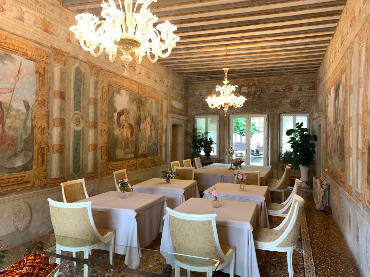 I Giardini Segreti di Villa Marcello Marinelli-餐饮
