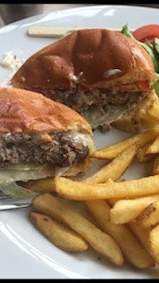 The Weir Hotel主图