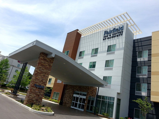 Fairfield by Marriott Inn & Suites Birmingham Colonnade/Grandview主图