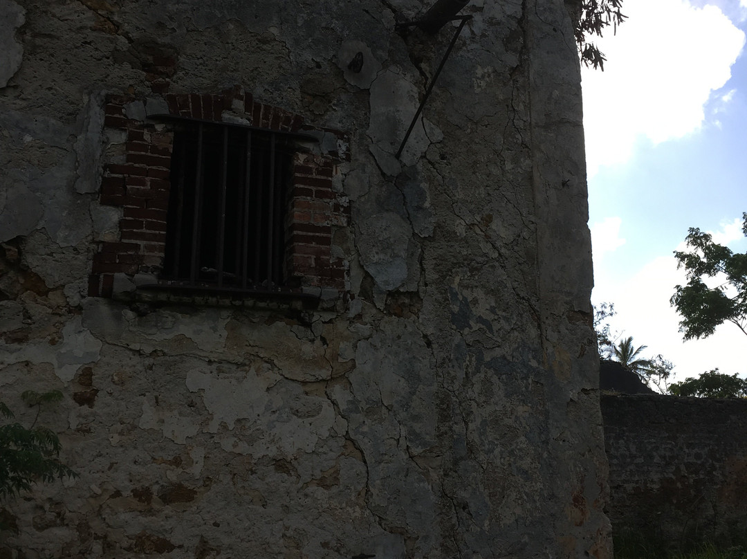 Vestiges du Bagne-Ile Des Pins必去景点