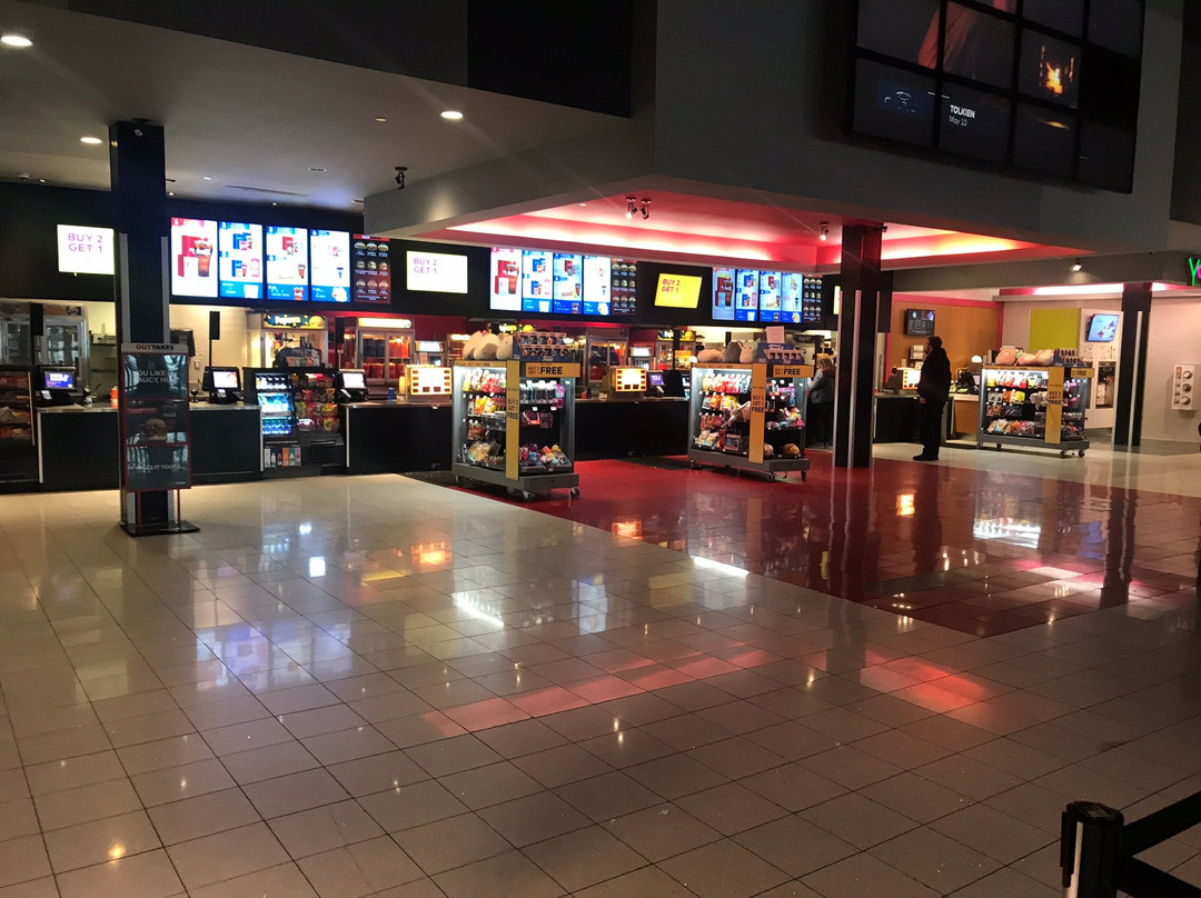 SilverCity Hamilton Mountain Cinemas景点图片