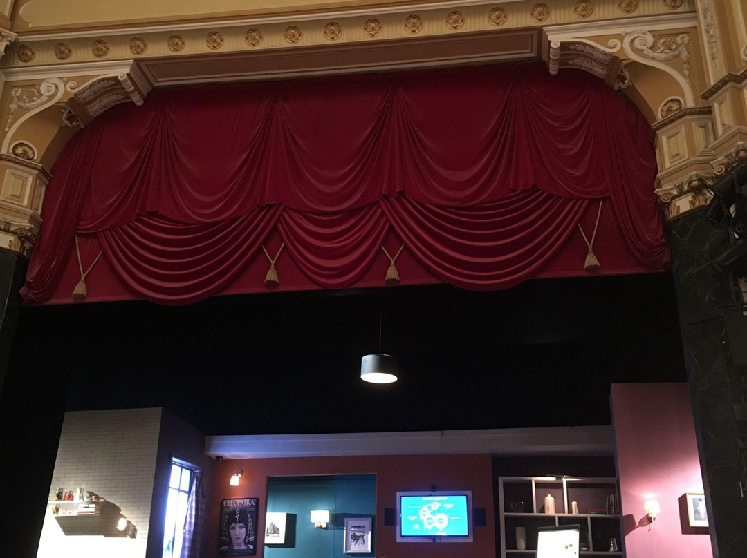 Devonshire Park Theatre景点图片