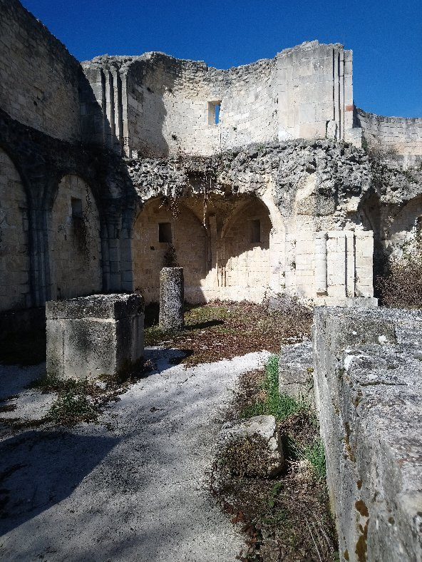 Vecchia Cattedrale di San Massimo-Civita di Bagno必去景点