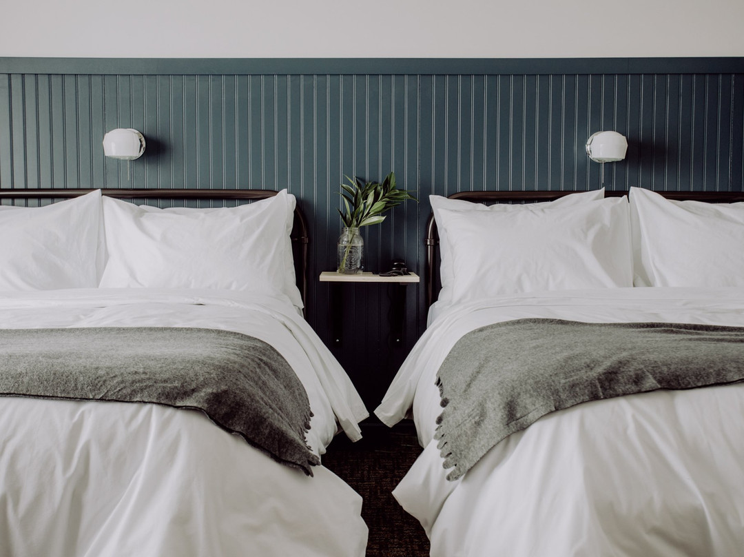 The Bayview Motel主图