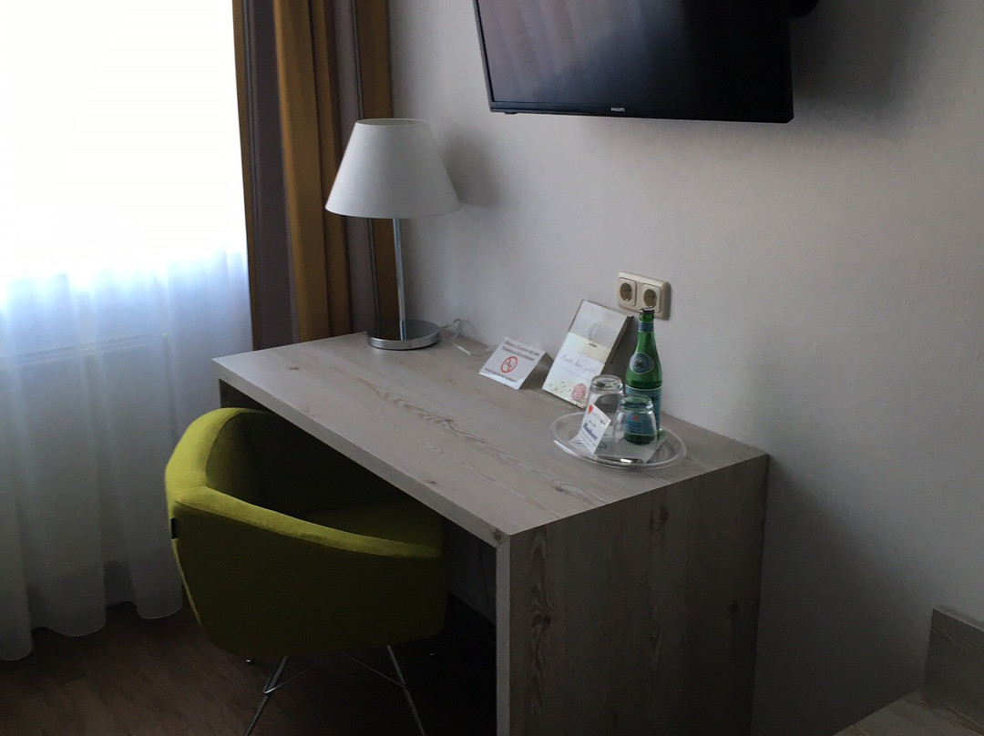 瑞斯登斯酒店主图