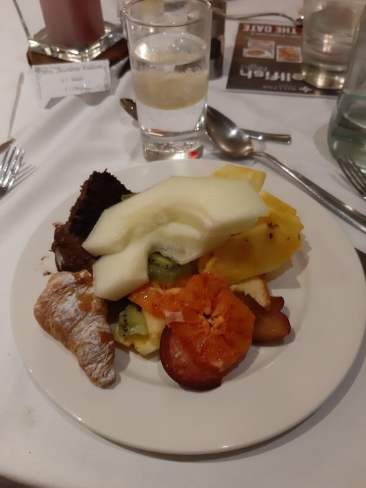 The Orchard Lounge & Restaurant