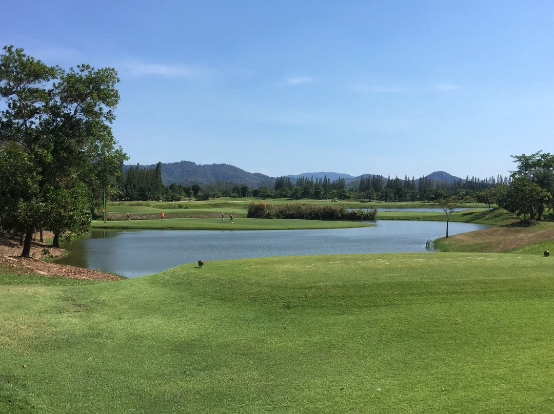 PLEASANT VALLEY GOLF and Country Club-是拉差必去景点