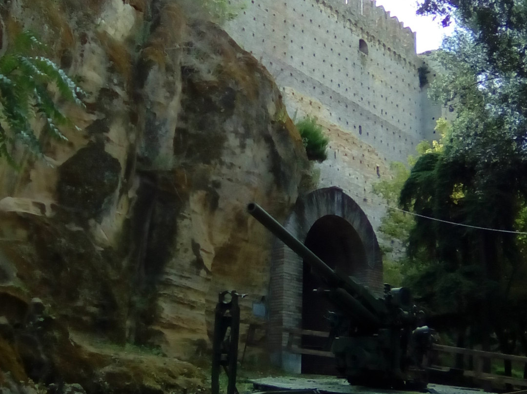 Rocca di Offagna-Offagna必去景点