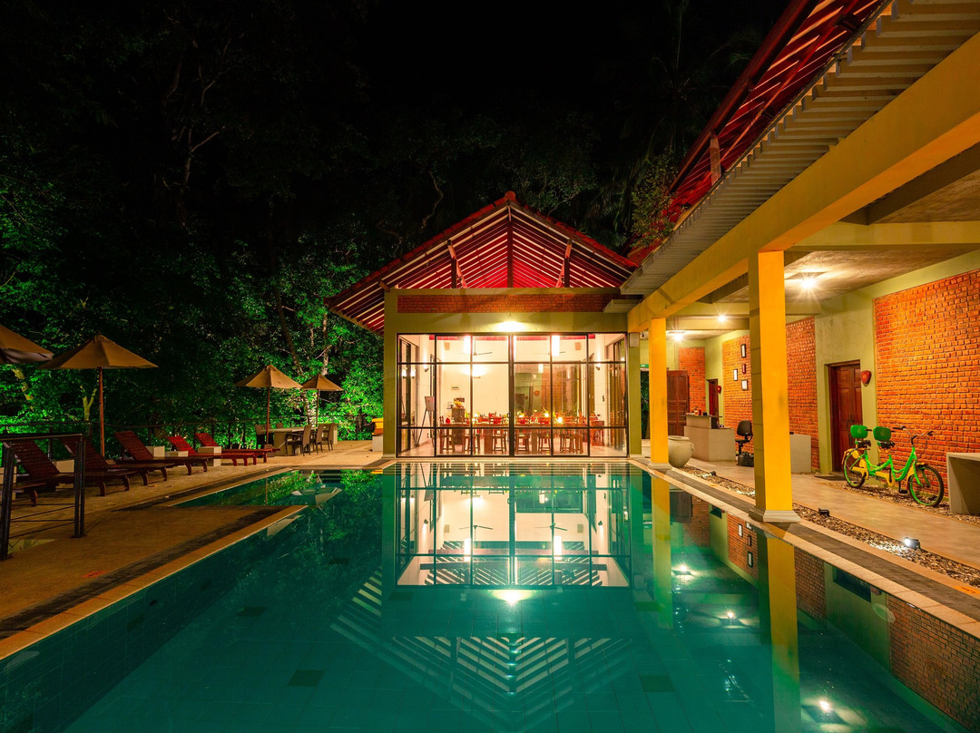 阿里卡精品别墅酒店主图