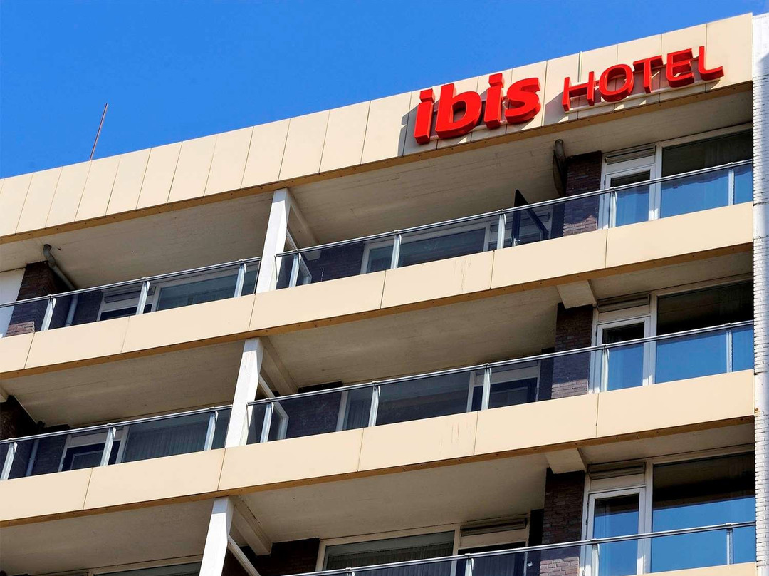 宜必思海牙斯海弗宁恩酒店主图