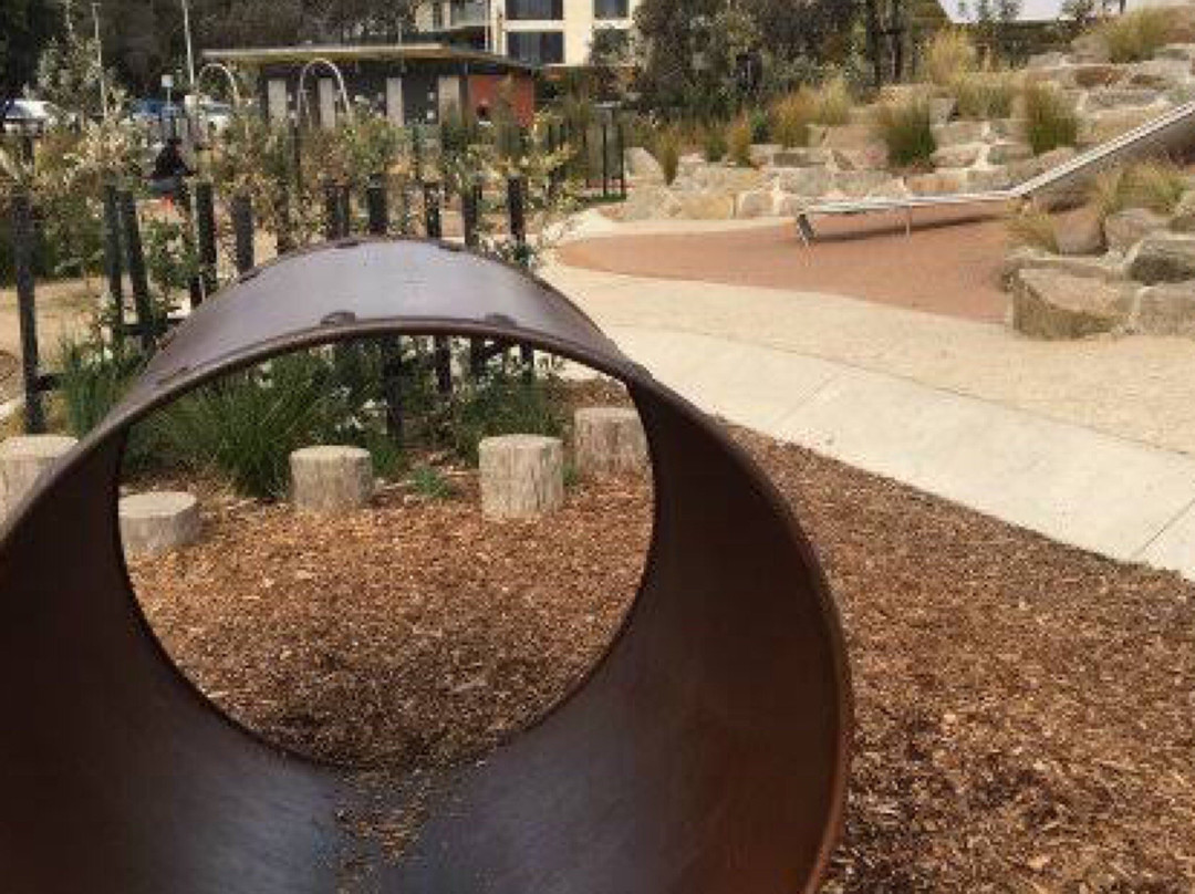 Rosebud Jetty Foreshore Playspace景点图片