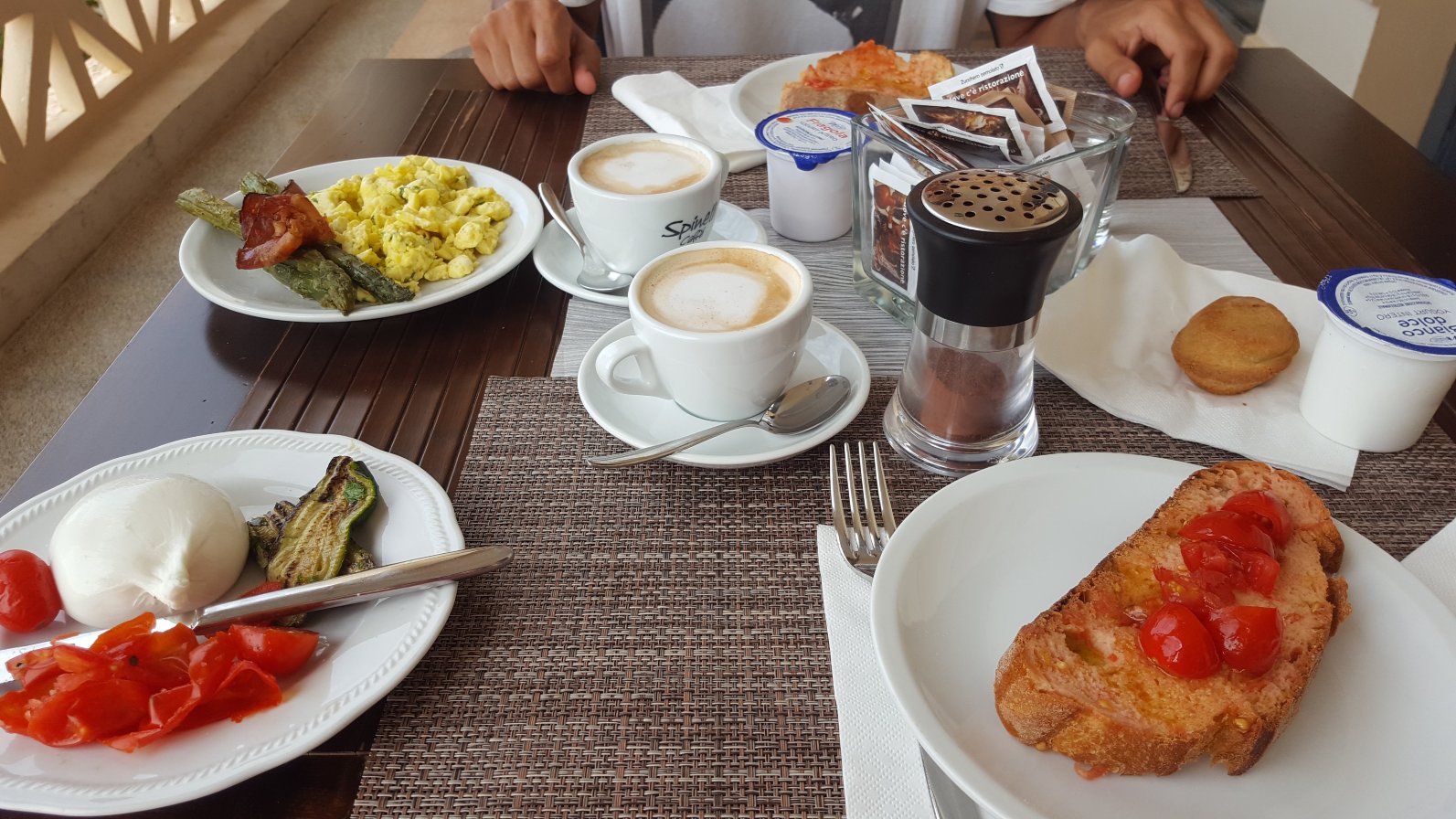 拉法耶拉别墅酒店-餐饮