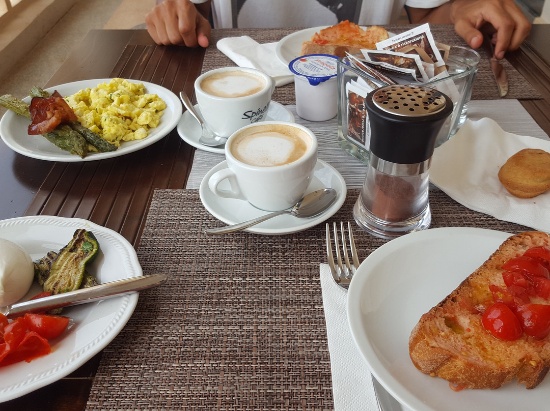 拉法耶拉别墅酒店主图