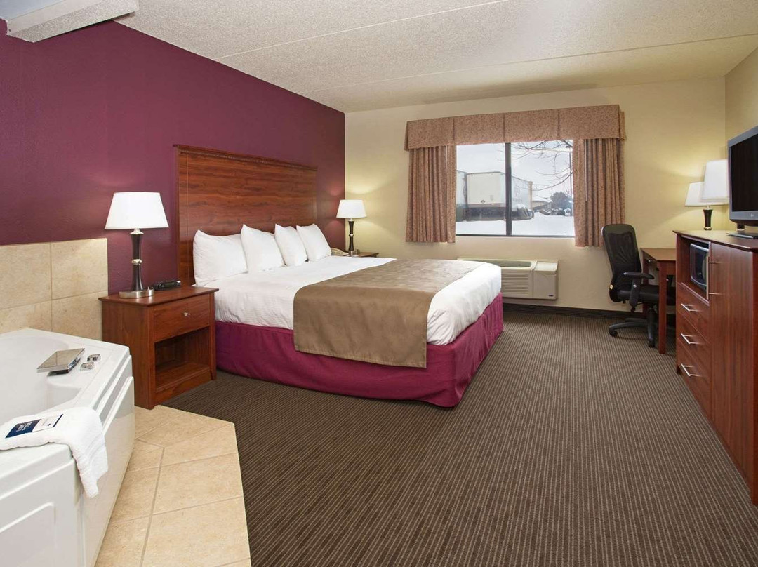 AmericInn by Wyndham New London主图