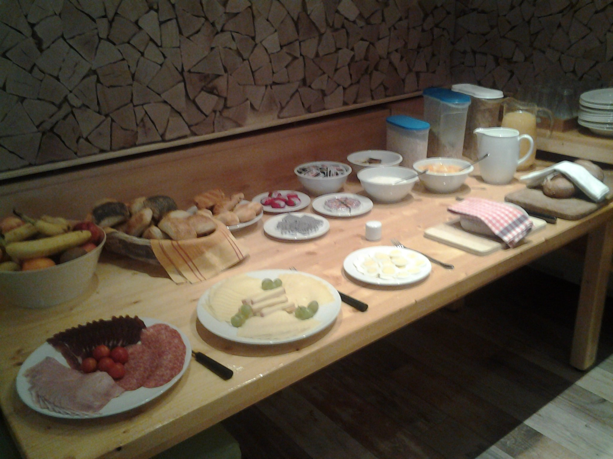 Hotel Krone-餐饮
