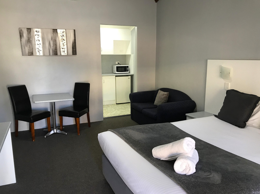 Hideaway Motor Inn主图