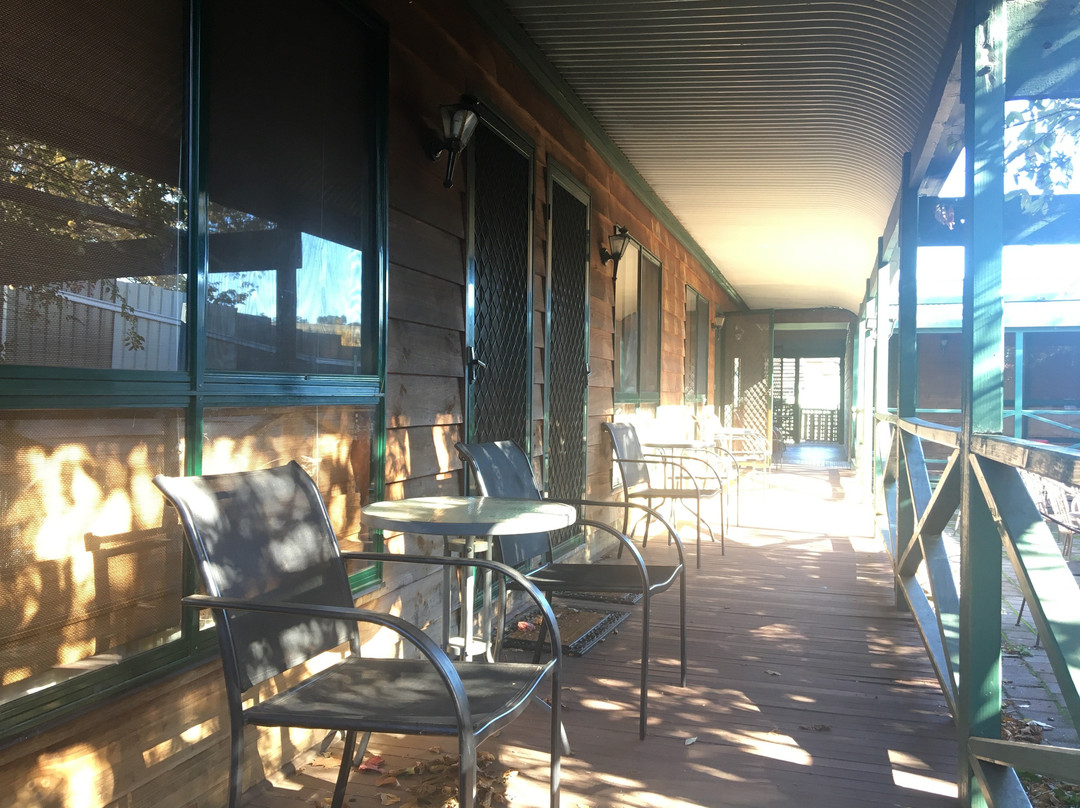 4 Bears Cafe and Accomodation主图