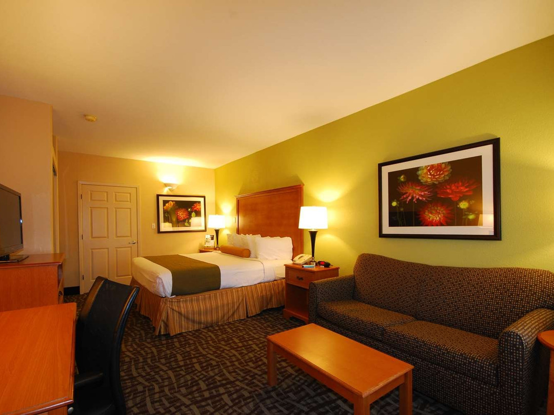 Surestay Hotel By Best Western Alice主图