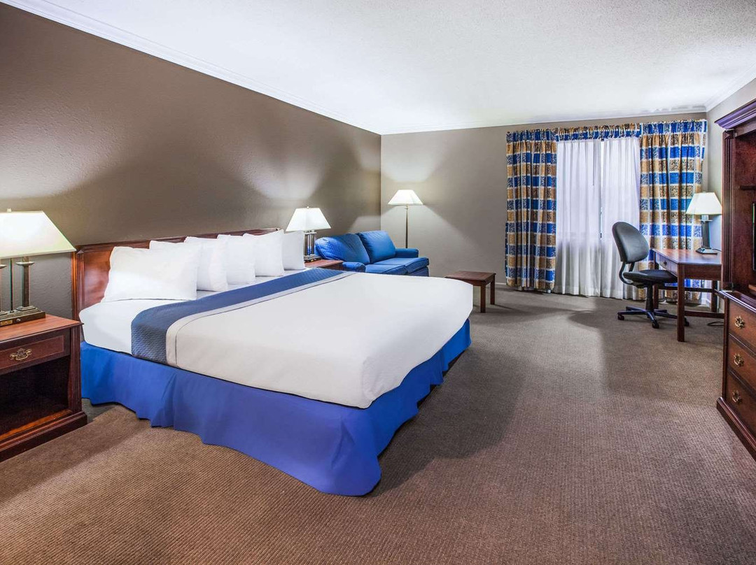 Days Inn by Wyndham Midland主图