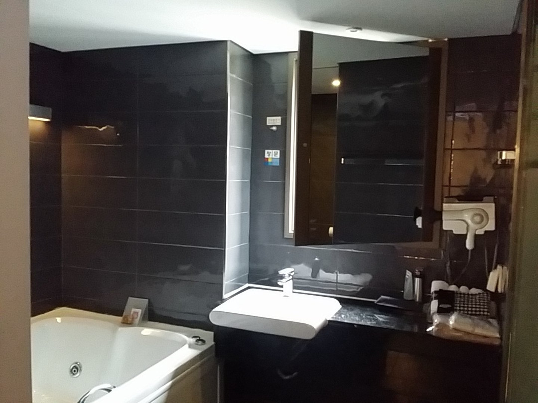 安提维斯酒店主图