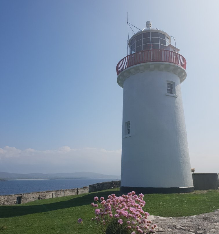Broadhaven Lighthouse景点图片