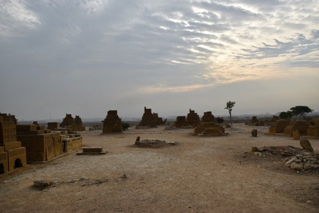 Chaukhandi Tombs-卡拉奇必去景点