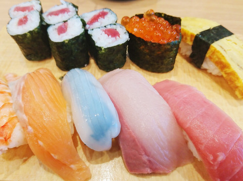 玄徳寿司 朝霞店主图