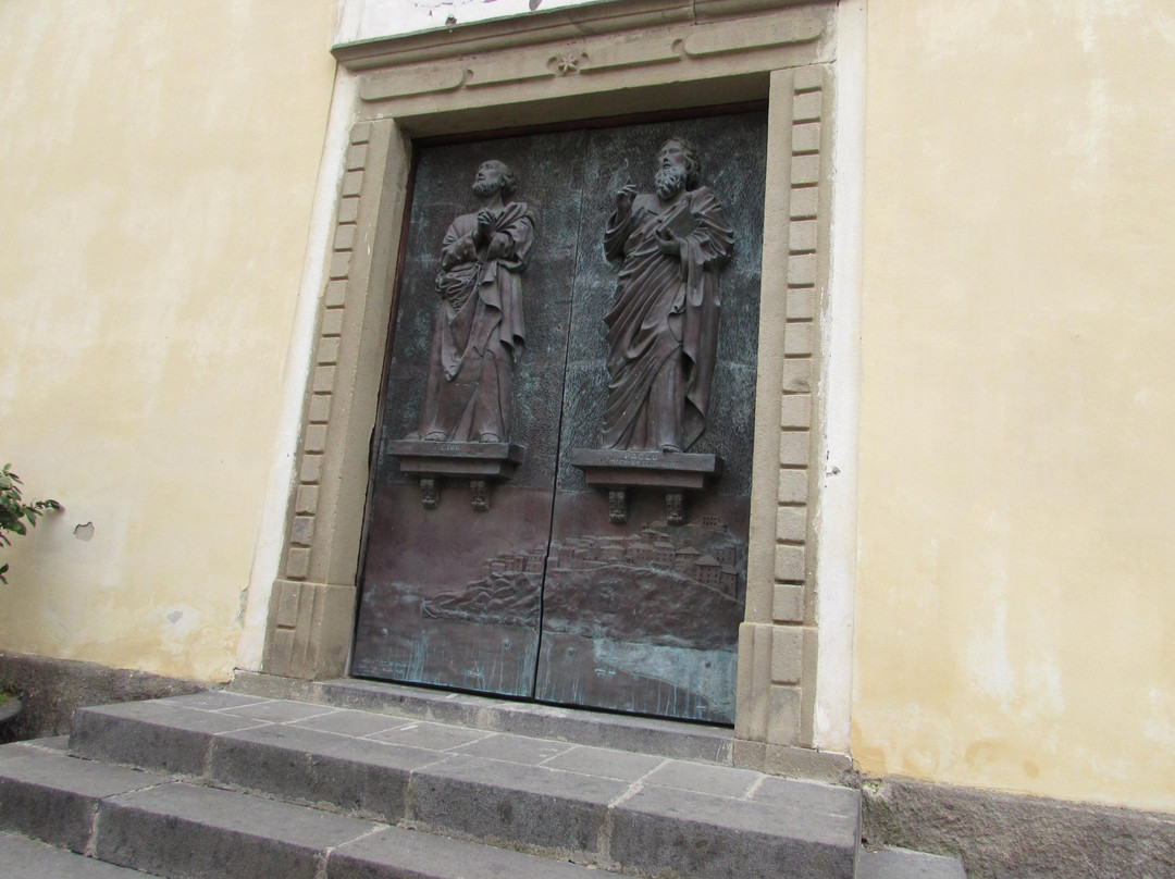 Chiesa Madre dei Santi Pietro e Paolo-阿格罗波利必去景点