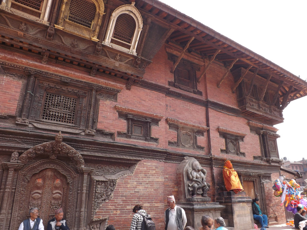 Temple and Statue of King Narasimha-帕坦（拉利特浦）必去景点