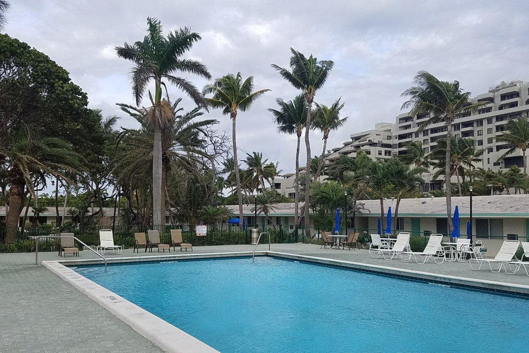 Silver Sands Beach Resort主图