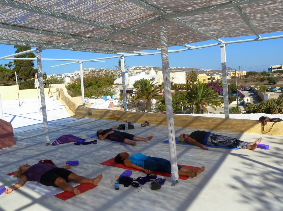 Santorini Yoga With Veronika景点图片