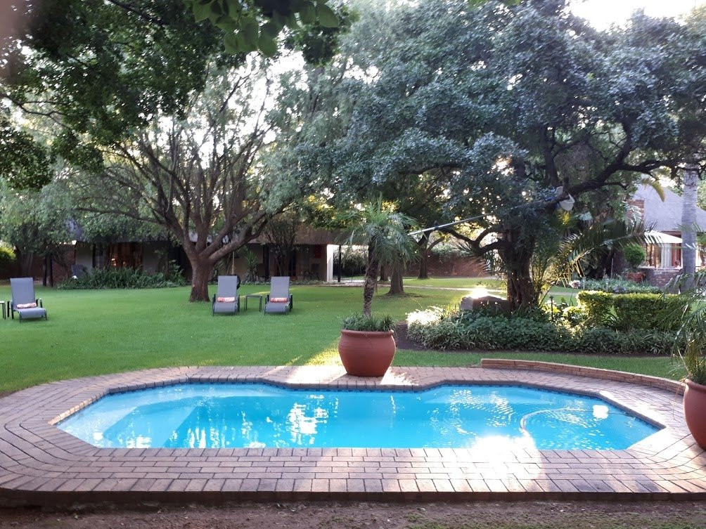 The Safari Club Guest Lodge主图