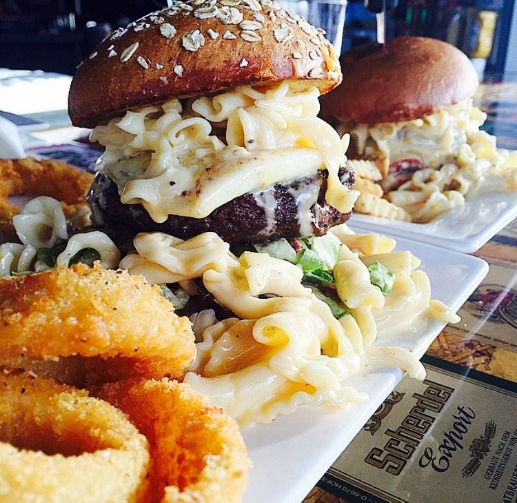 Cold Beers & Cheeseburgers