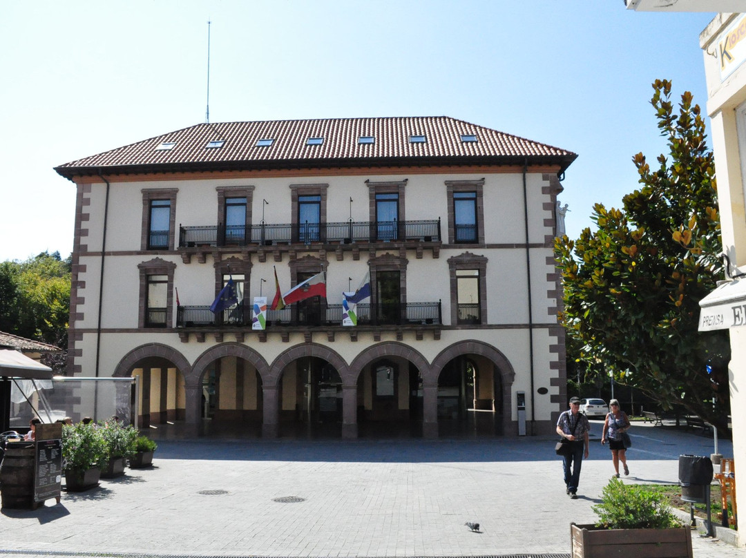 The New Town Hall of Comillas.景点图片