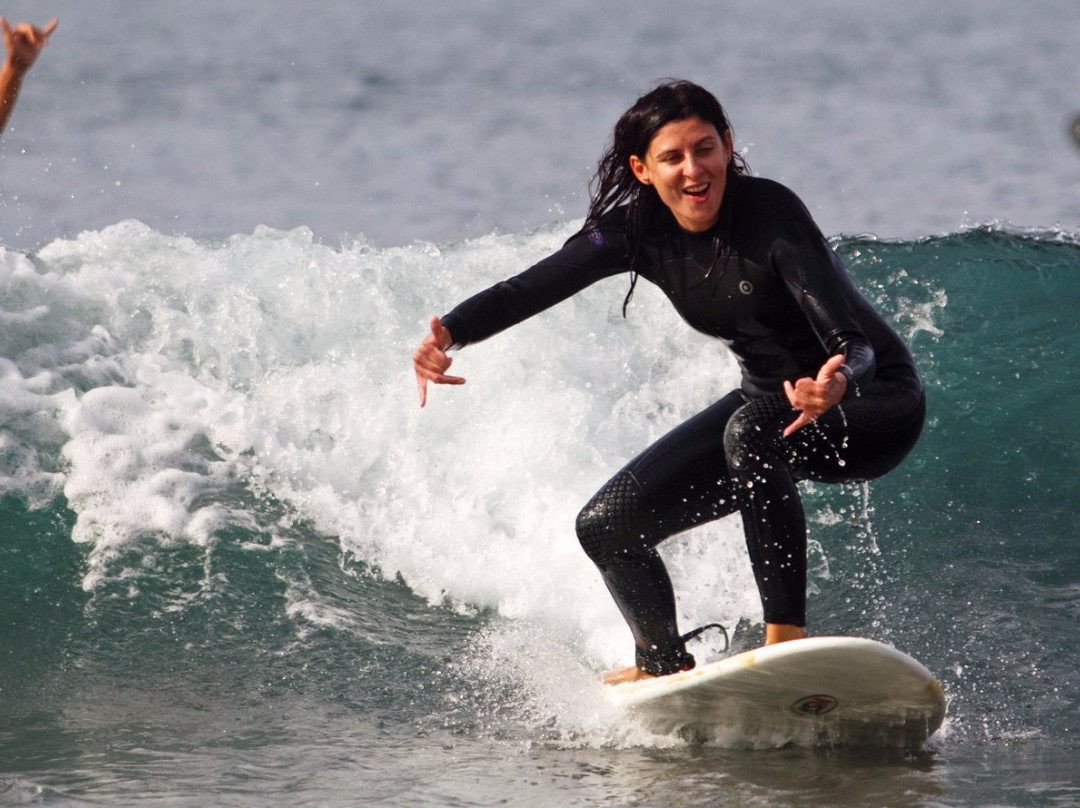 Azores Surf Center-大里贝拉必去景点