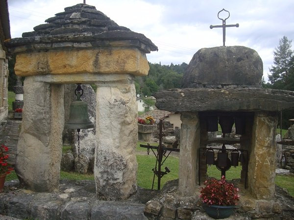 Chapelle Notre Dame de la Goutte-Montardit必去景点