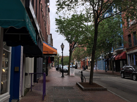 Market Street-波特兰必去景点