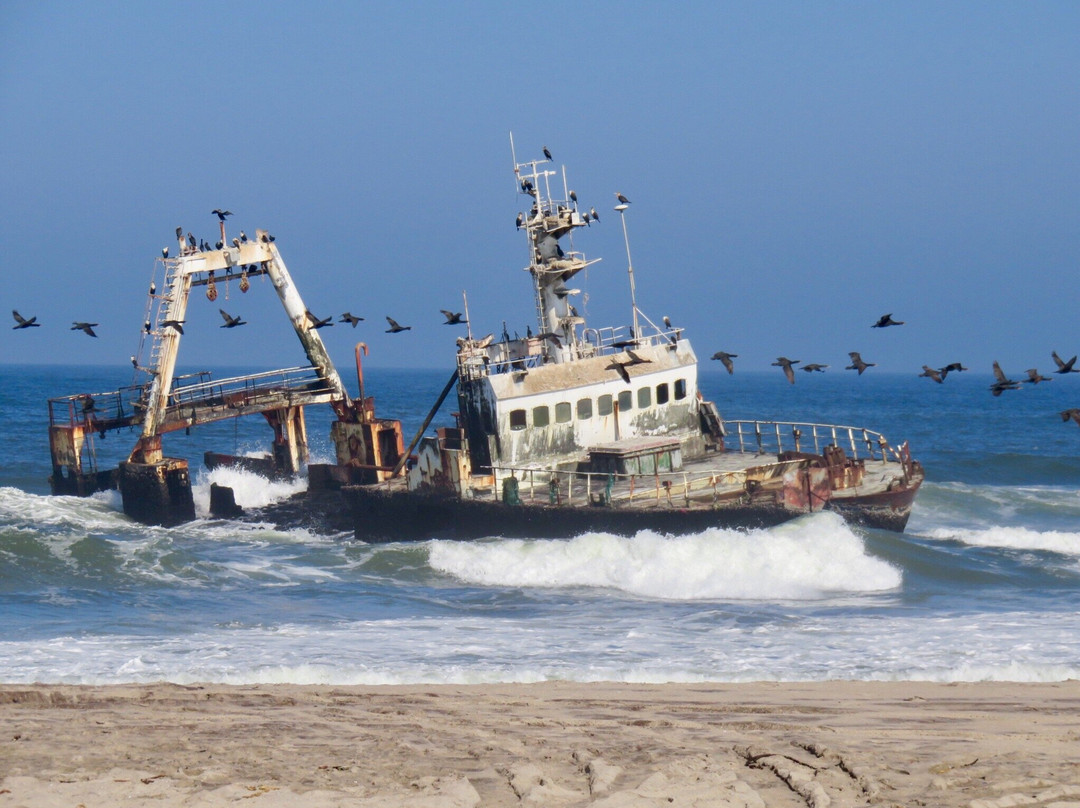 Henties Bay旅游景点-Zeila Shipwreck