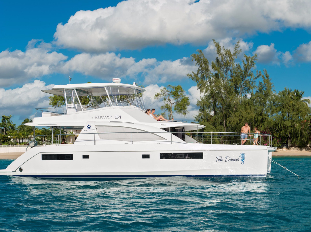 Tide Dancer Luxury Charters-布里奇顿必去景点