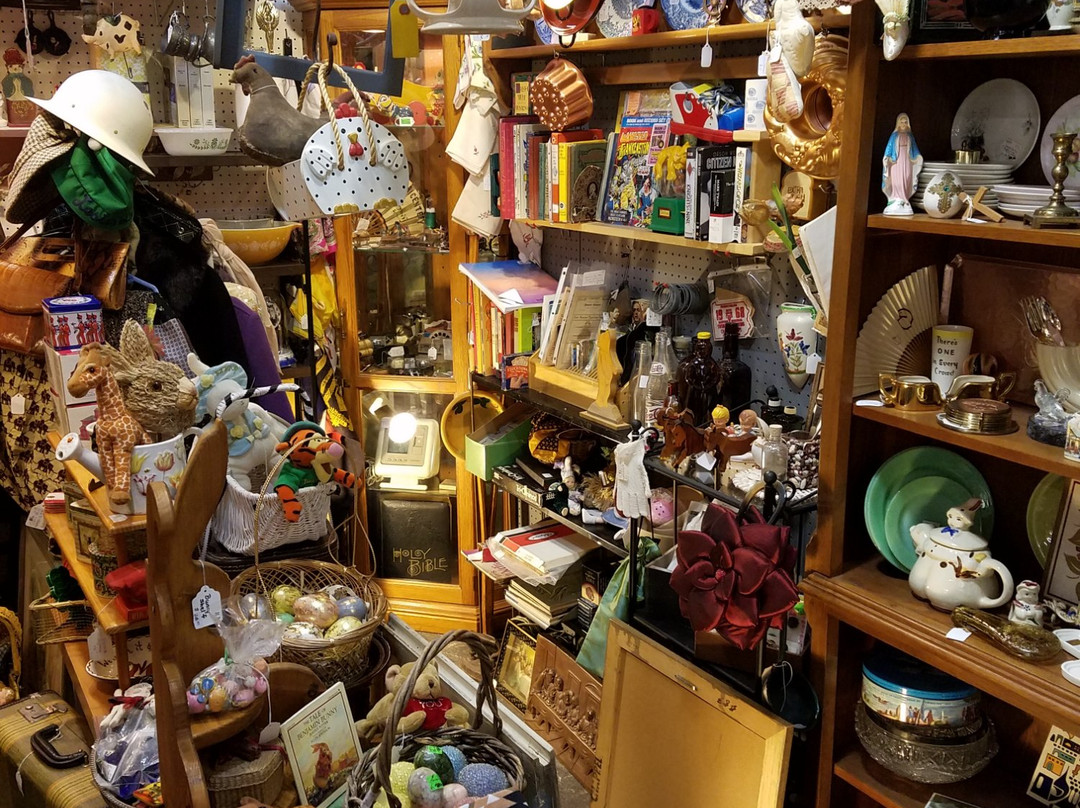 Weil Antique Center景点图片