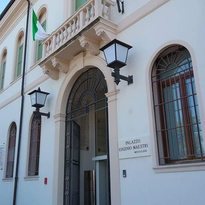 Selvazzano Dentro旅游景点-Palazzo Eugenio Maestri - Selvazzano
